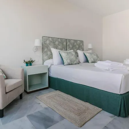 Villa Binibequer Vell Sleeps 8 With Pool Air Con And Wifi Binibeca