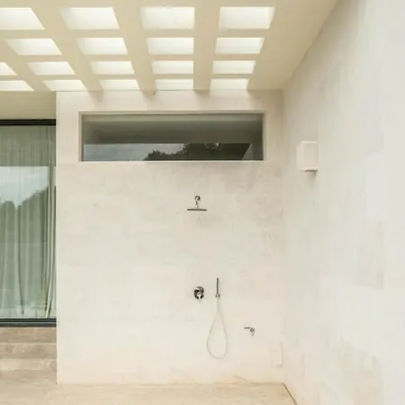 Villa Binibequer Vell Sleeps 8 With Pool Air Con And Wifi Binibeca